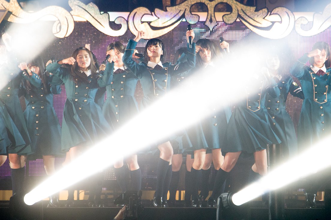 欅坂46「1周年ライブ」レポート　残酷なループに立ち向かい、全身で叫ぶ少女たち