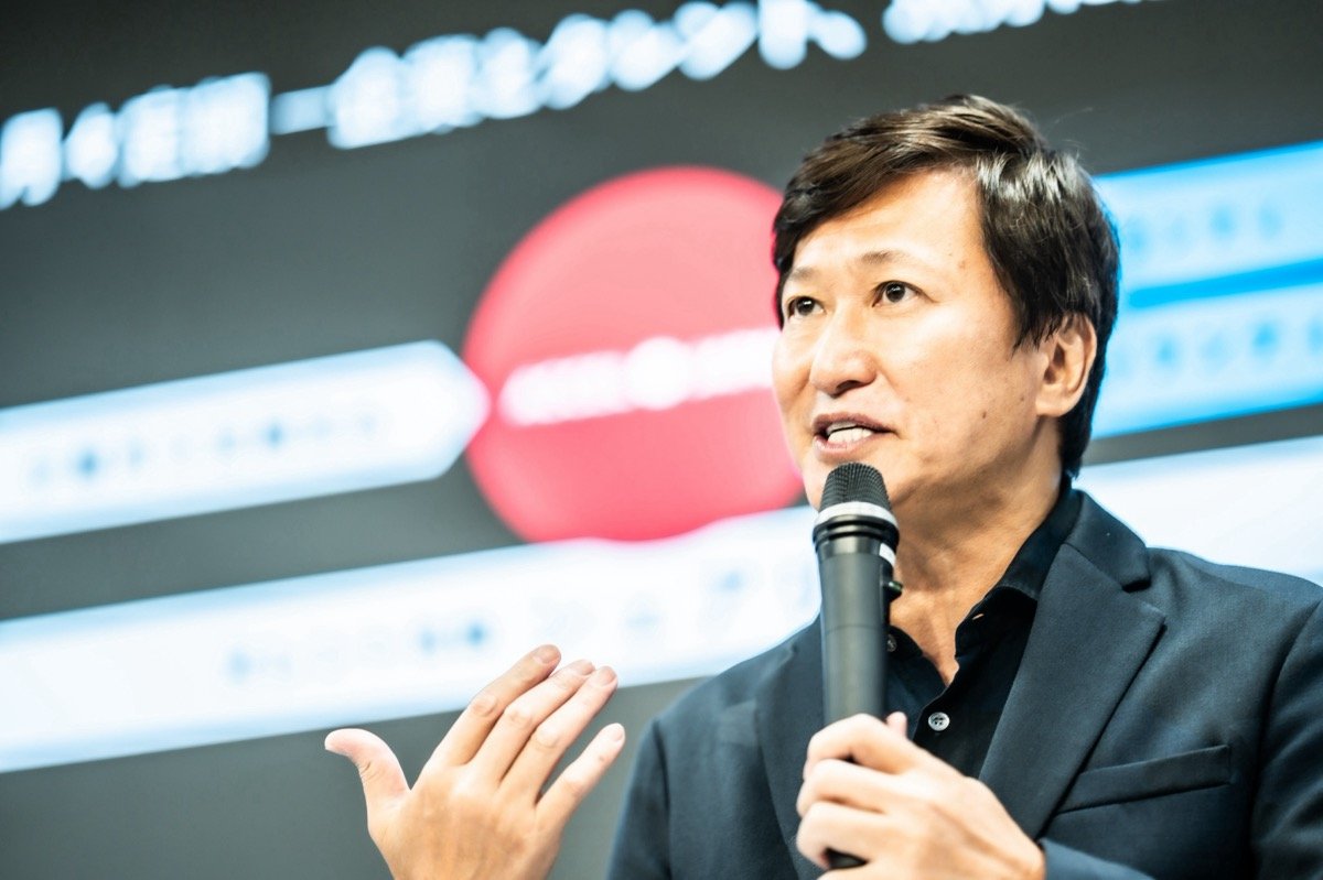 NEXYZ.Group代表取締役社長兼グループ代表の近藤太香巳