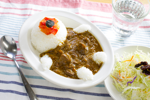 【お取り寄せ】ゲゲゲのキャラカレーを侮るなかれ! 和牛の塊がゴロゴロ『鬼太郎の好きなビーフカリー(辛口)』が美味しすぎ!