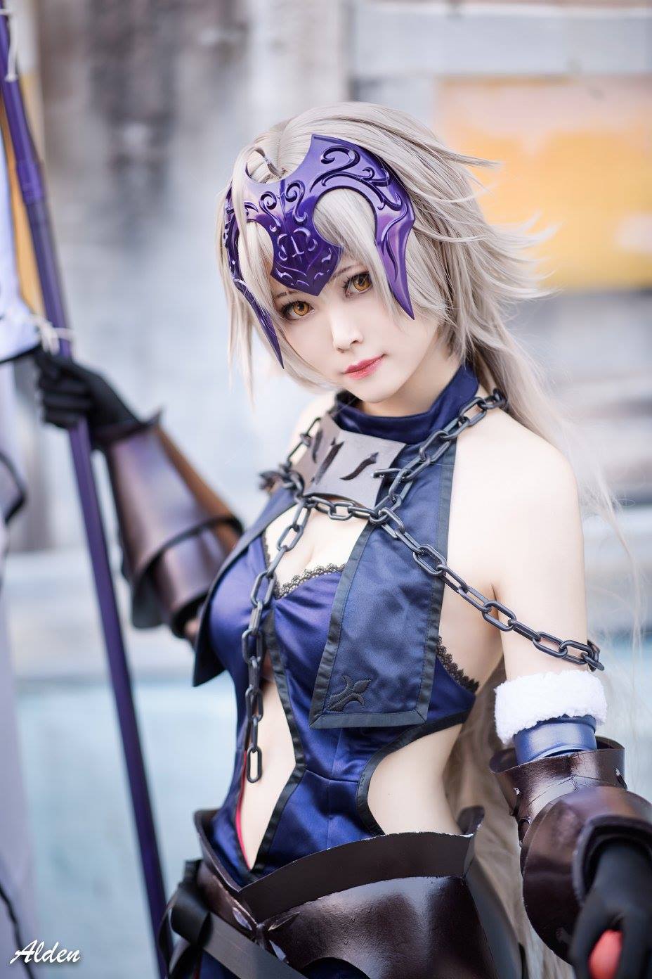 Arty as Jeanne d'Arc (Alter) from 'Fate/Grand Order' | Arty from Taiwan | MANGA.TOKYO World Cosplayers | Artyさん／『Fate/Grand Order』ジャンヌ・ダルク（オルタ）