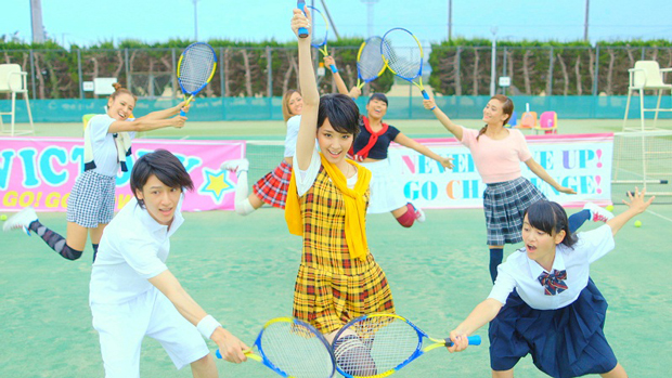 剛力彩芽が恋する女子を応援! 大事な人3部作「くやしいけど大事な人」MV公開