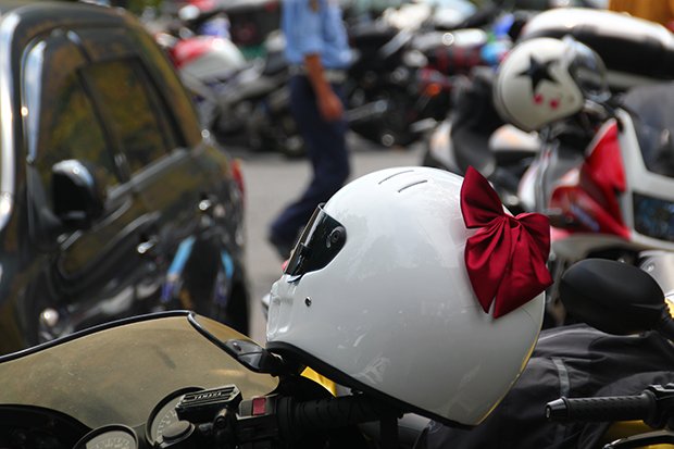 来夢先輩仕様のりボン付きヘルメット