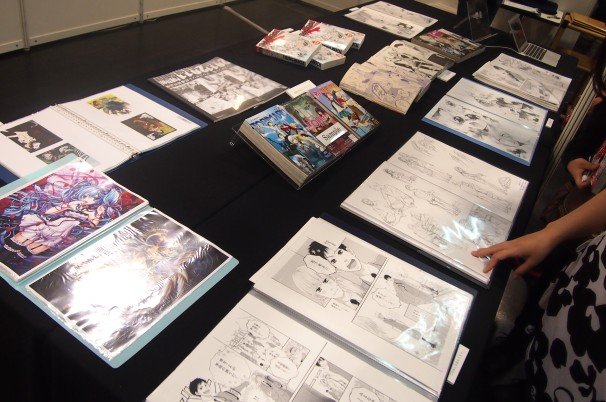 在校生・卒業生の作品を自由に見ることができます