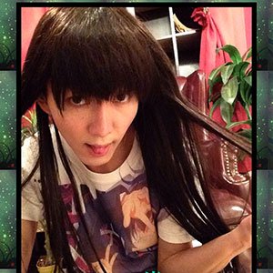 伊野尾京子の糞部屋☆うぃーっす