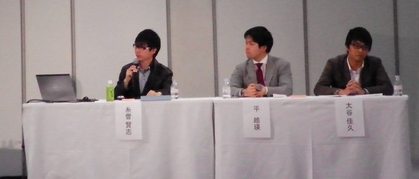 糸曽賢志さん(左)