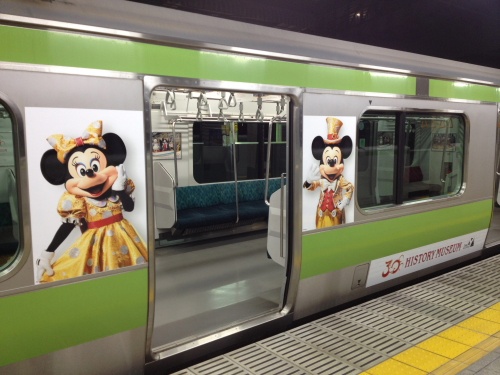 画像5: 走るミュージアム！　TDRの歴史を電車で振り返る「東京ディズニーリゾート ヒストリーミュージアム」が期間限定で運行中！