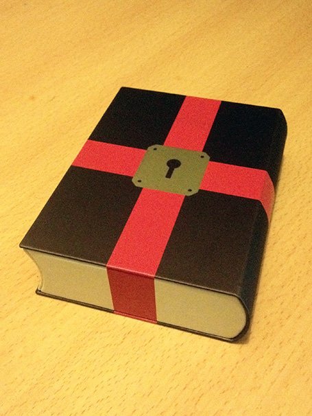 「東方MEGANE」グリモワールがケースに