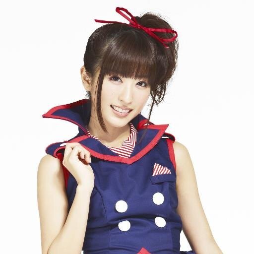 小桃音まい