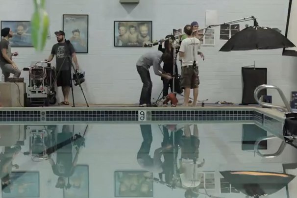 プールでの撮影