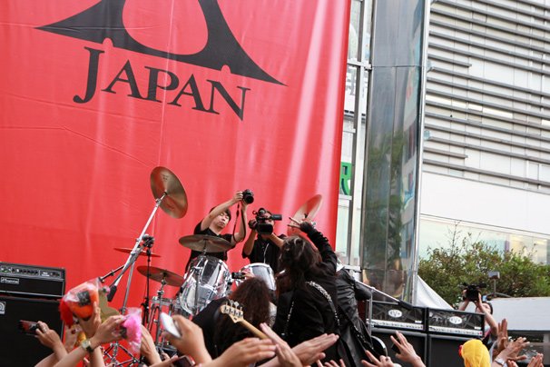 X JAPAN