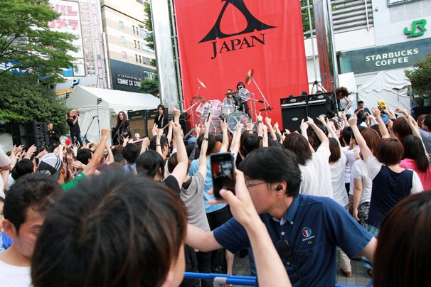 X JAPAN