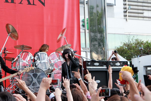 X JAPAN