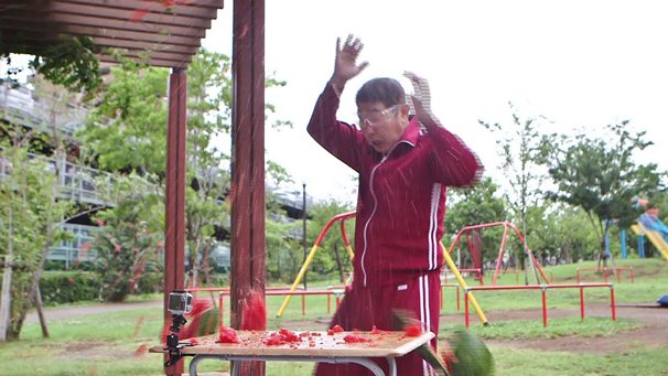 蛭子能収の一人でできるもん!!「輪ゴムでスイカをまっぷたつ」の巻