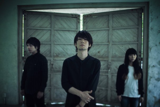 凛として時雨／左からピエール中野さん、TKさん、345さん