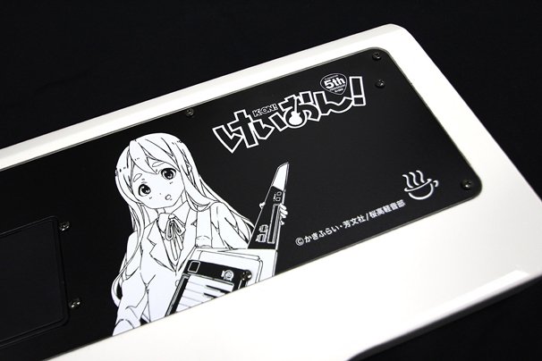 「RK-100S けいおん!スペシャル」特製本体バックパネル印刷