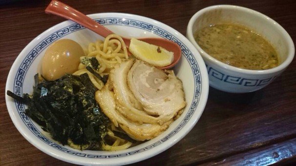 つけ麺 ちっちょ極「特製牛ホルモンつけ麺」
