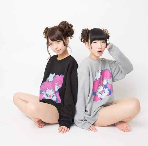 12月13日(土)開催の先行販売イベントでの陽子さんとのコラボレーショングッズトレーナー(税抜き¥4,500)