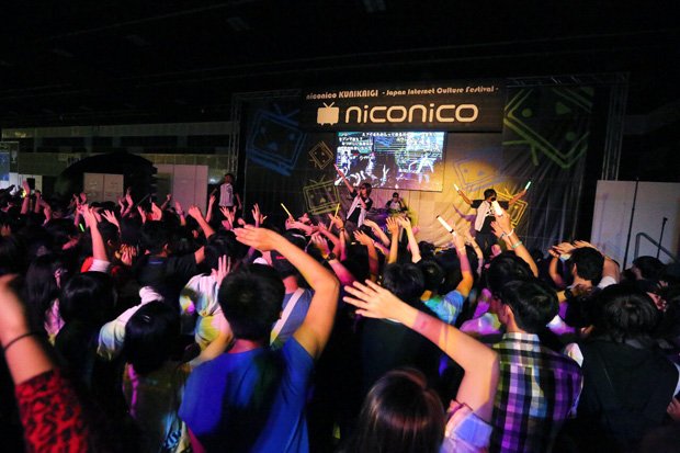シンガポールが沸いた！ 初開催の「ニコニコ国会議」に出演してみた