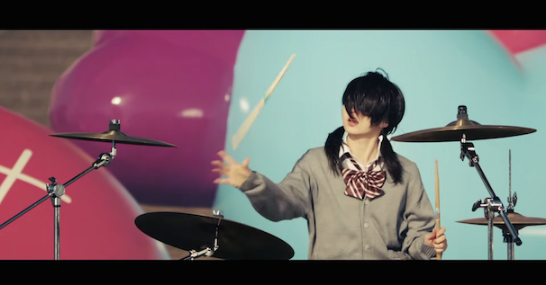 五五七ニ三ニ〇　『半世紀優等生』MVスクリーンショット