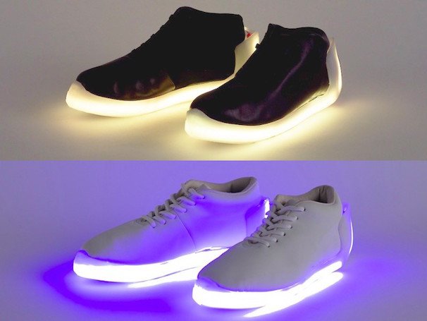 （上段）Black shoes Prototype、（下段）White shoes Prototype