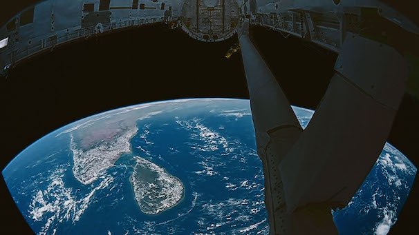 カロリーメイトCM「旅するカロリーメイト」篇