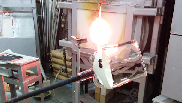 パンティグラス制作風景／ドワンゴジェイピーストアより