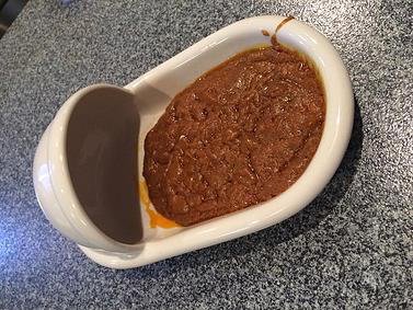 「特製うんこ味のカレー」／カレーショップ志み津Webサイトより