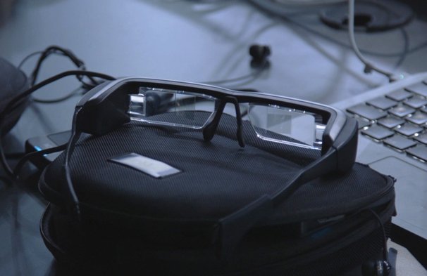 「MOVERIO BT-200AV/BT-200」