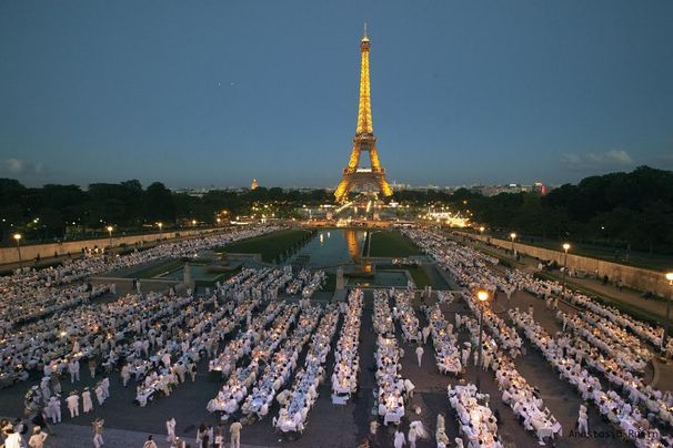 Diner en Blanc