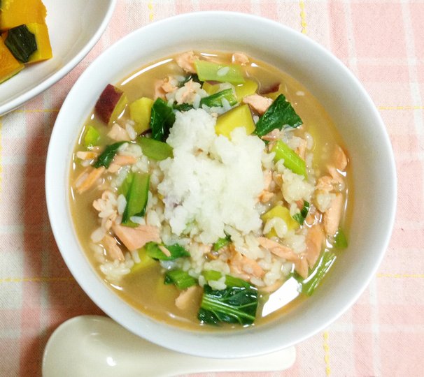 鮭とさつまいもの雑炊