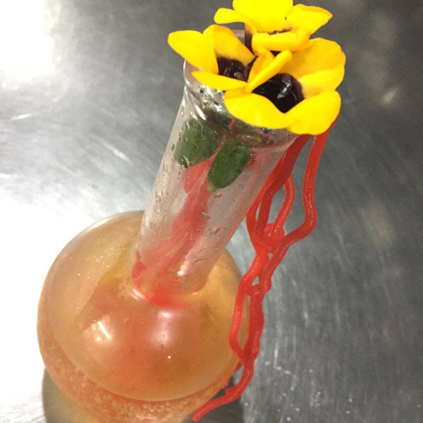 アルコール「花ちゃんのメデューサ」（650円）