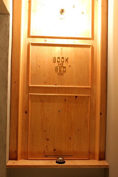 BOOK AND BED TOKYOの入り口