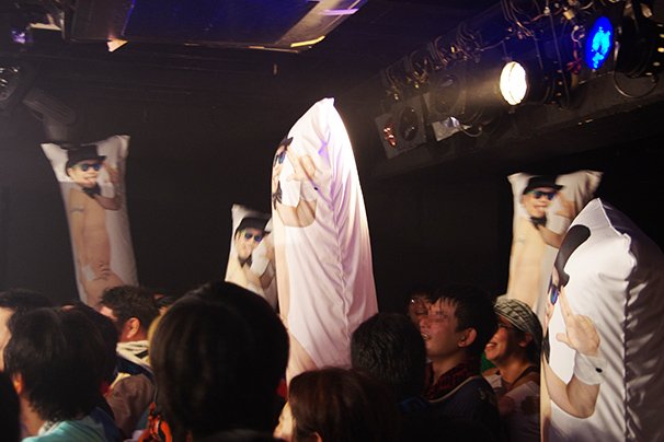 「抱枕奇祭2015」の抱き枕カバーデザイン
