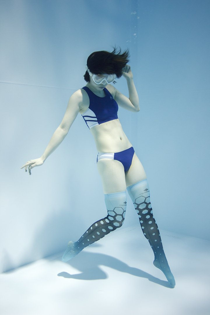 「水中ニーソニーソ」ヘキサ