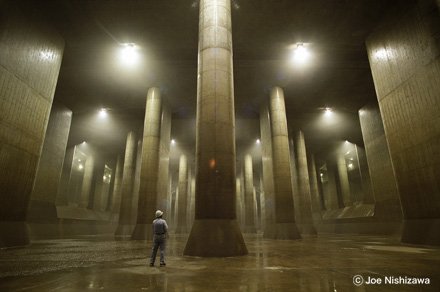 国土交通省関東地方整備局 江戸川河川事務所 「首都圏外郭放水路：調圧水槽」 洪水を軽減するための設備