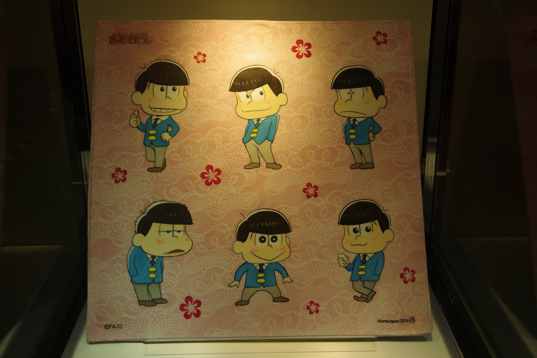 『おそ松さん』の京友禅ハンカチ