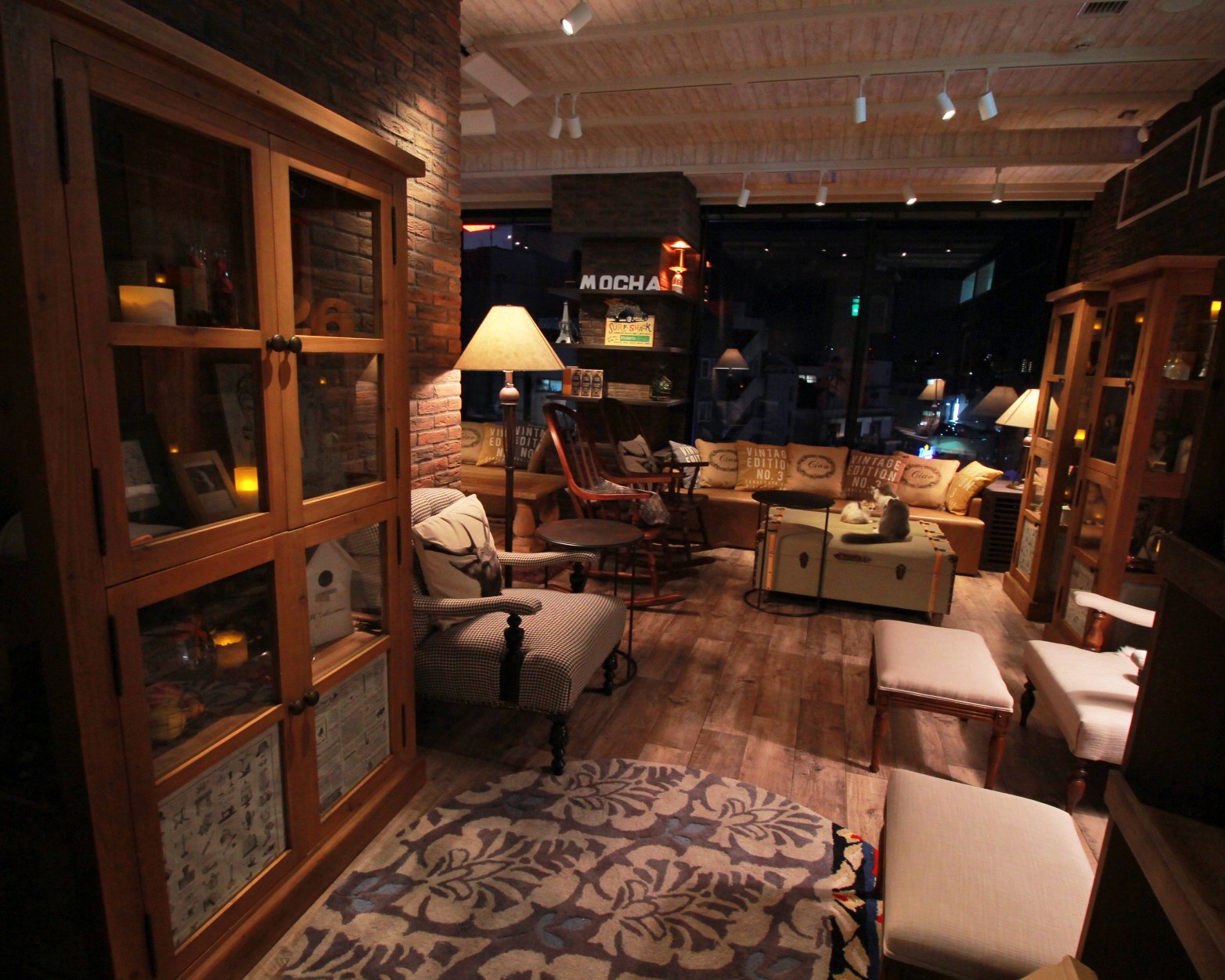 猫カフェ「MoCHA」渋谷店