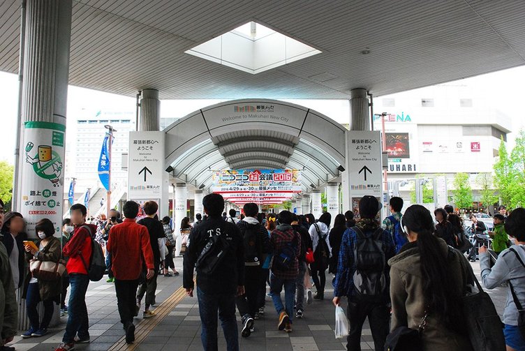 「ニコニコ超会議2016」初日開幕！ 熱気溢れる開場の瞬間
