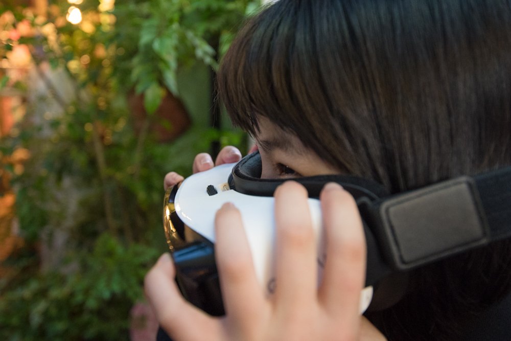女子高生がGear VRを初体験！4