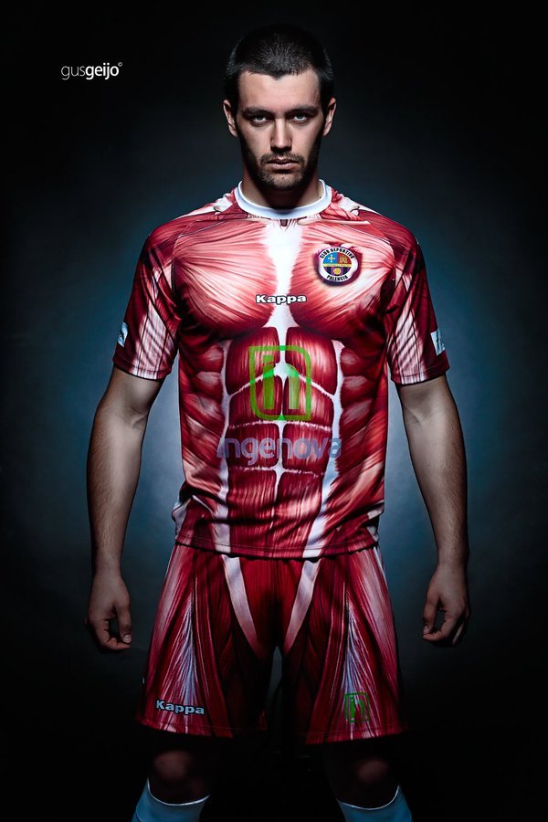 完全に 進撃の巨人 スペインサッカーチーム衝撃の新ユニフォーム Kai You Net