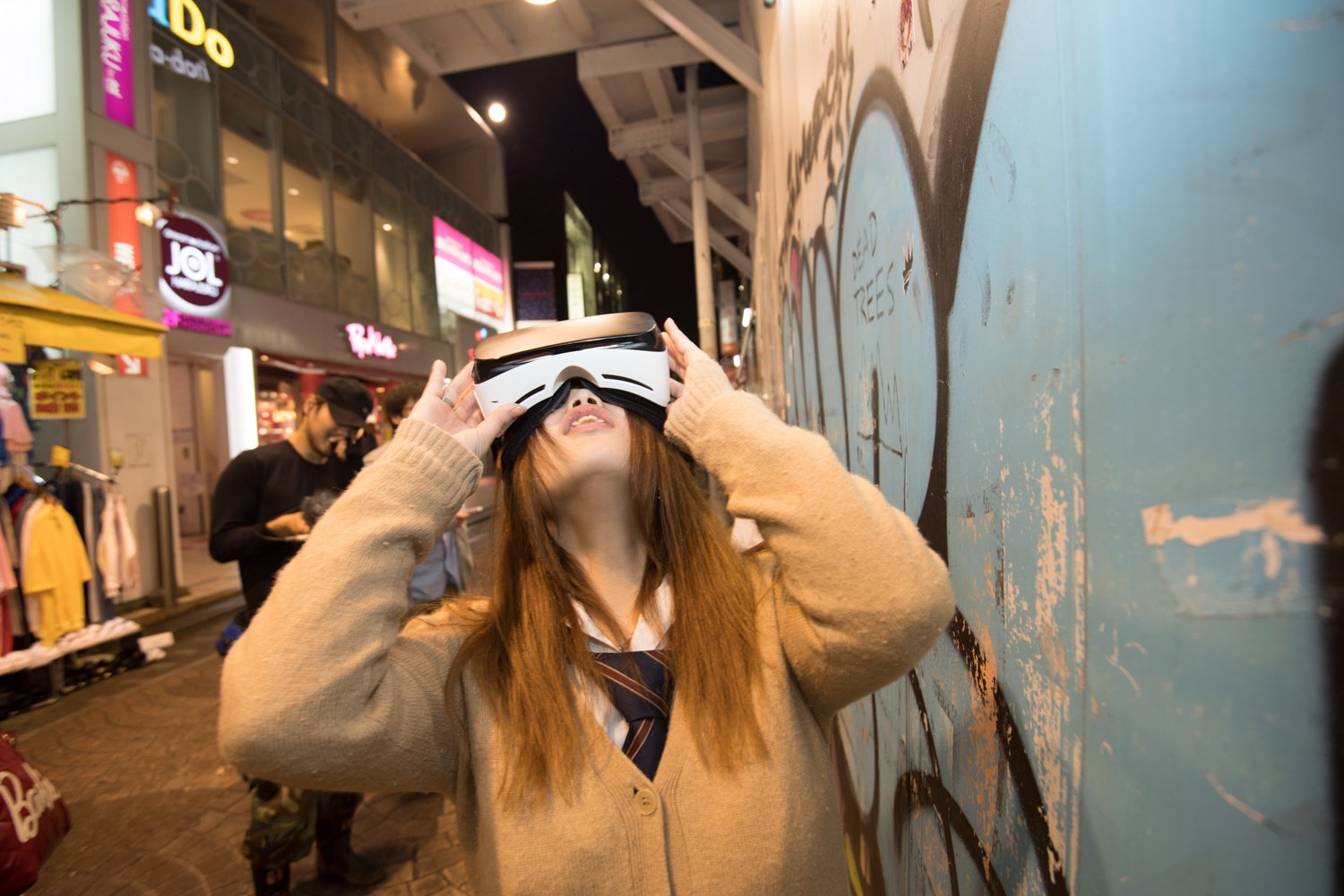 女子高生がGear VRを初体験！5
