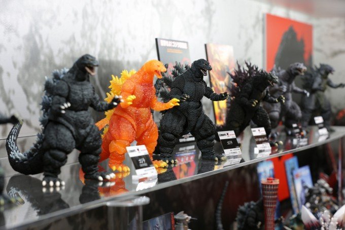 「S.H.MonsterArts ゴジラシリーズ特集展示」