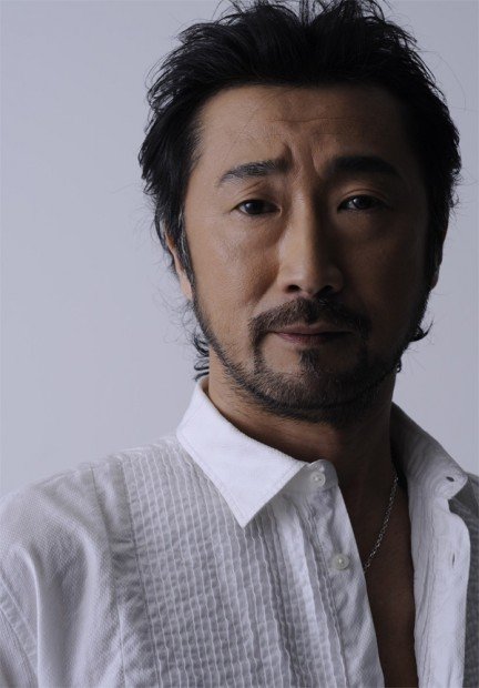 大塚明夫さん/マウスプロモーション公式Webサイトより