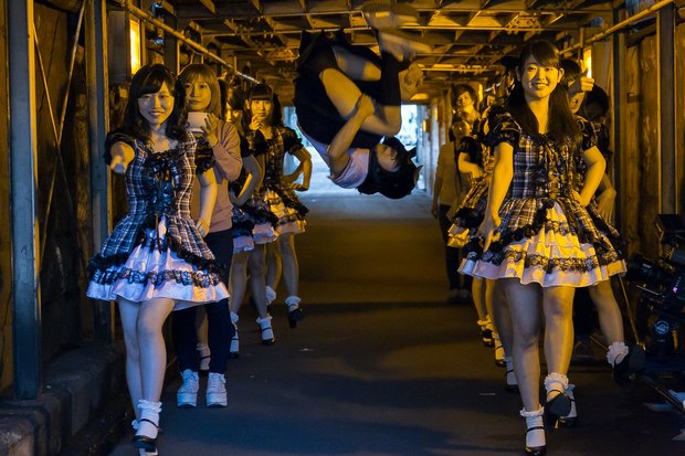 「侍ドローン猫アイドル神業ピタゴラ閲覧注意爆速すぎる女子高生」9