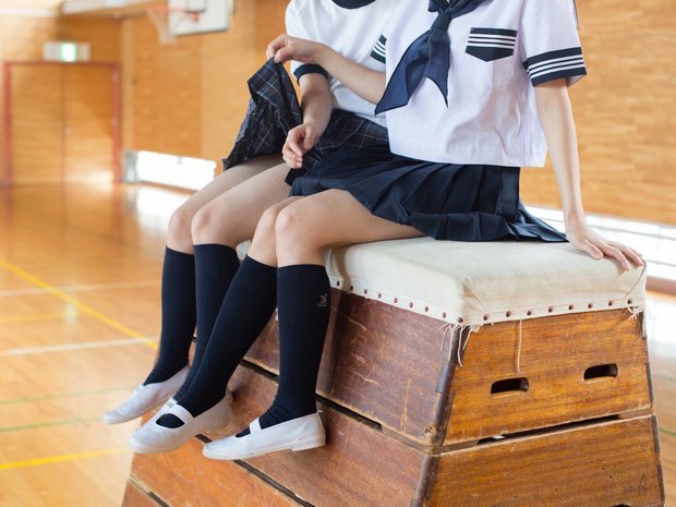 『かわいいスカートのめくりかた SCHOOLGIRL COMPLEX 4』 3