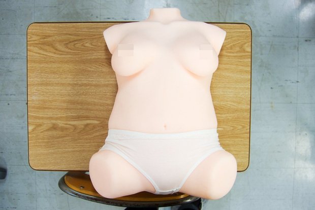 次世代トルソー型オナホール「RealBody+ボーンシステム」 1