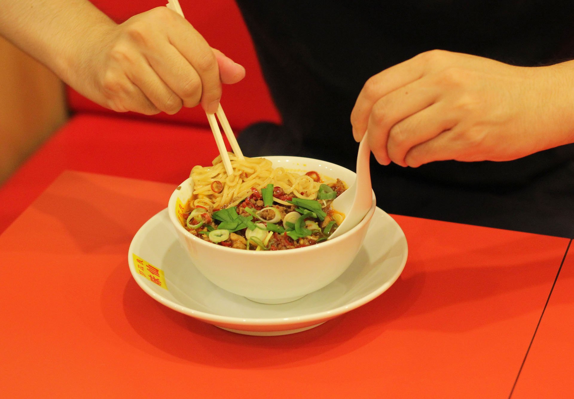 郭 政良 味仙「台湾ラーメン」 3