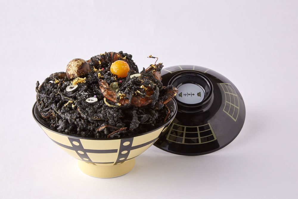 ブラックホールかきあげ丼