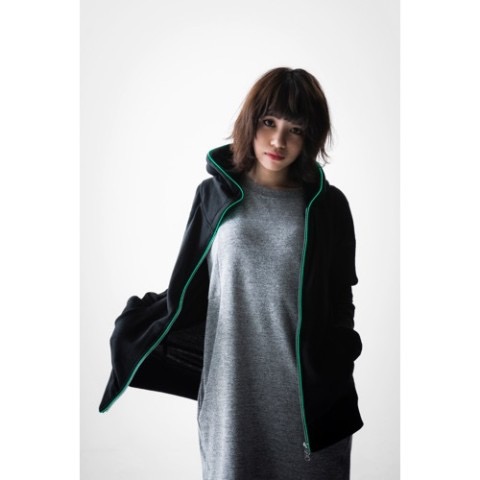 画像2: 「音楽にあわせて光るパーカー」が発売！ フェスやクラブで目立つこと間違いなし！