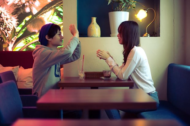 恋は路上のすれ違いから始まった 社会人2年目がマッチングアプリで出会うまで